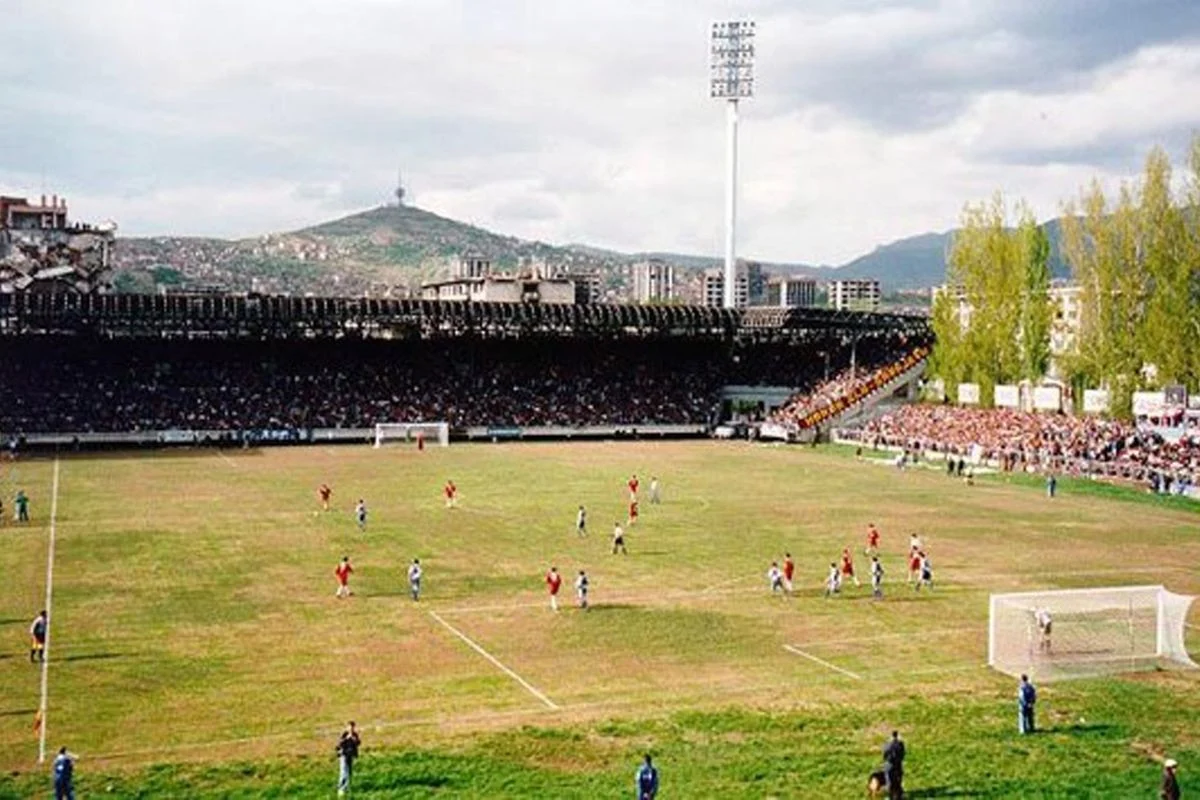 1996